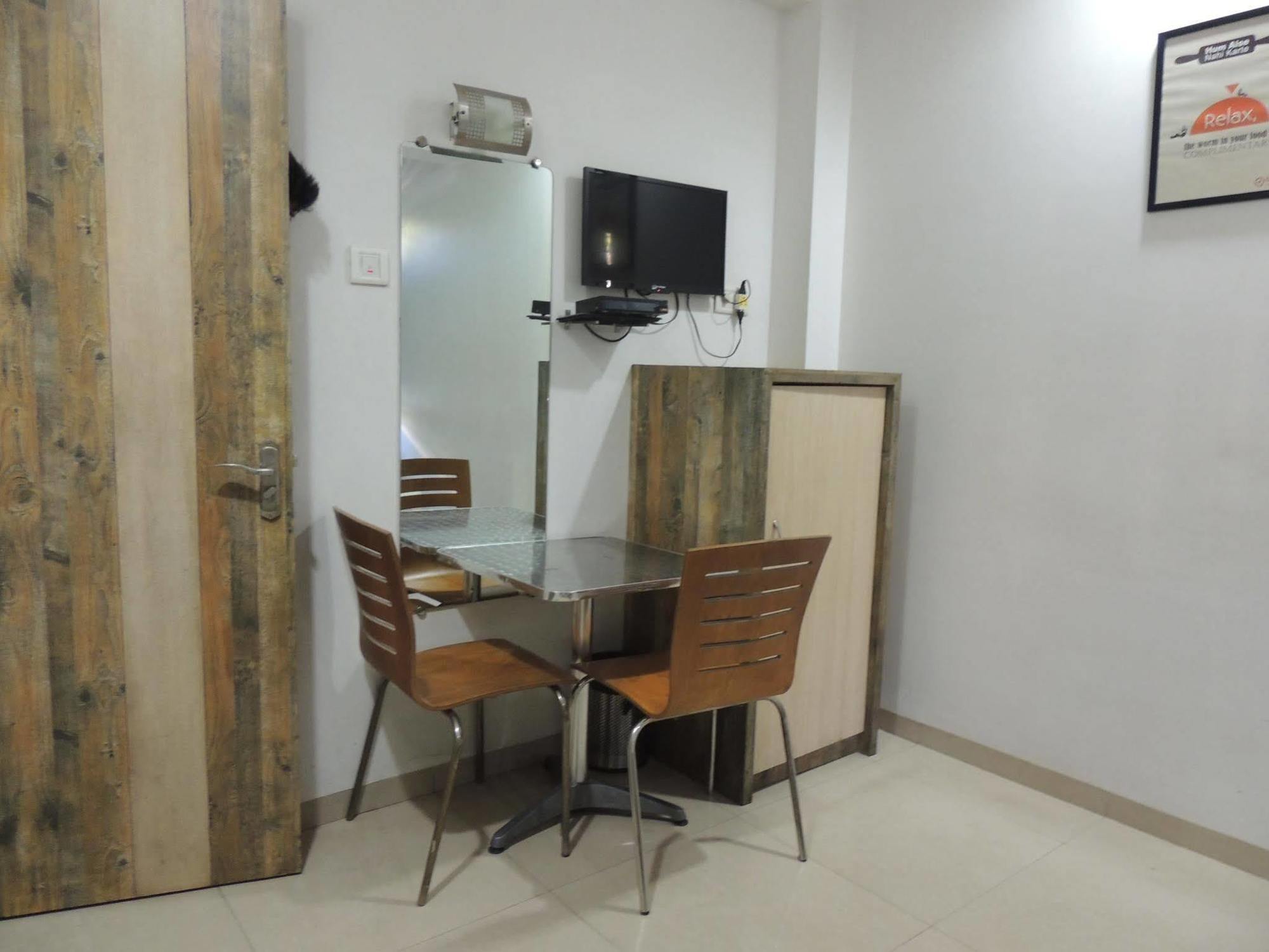 Fabhotel Galaxy Suite Mumbai Ngoại thất bức ảnh